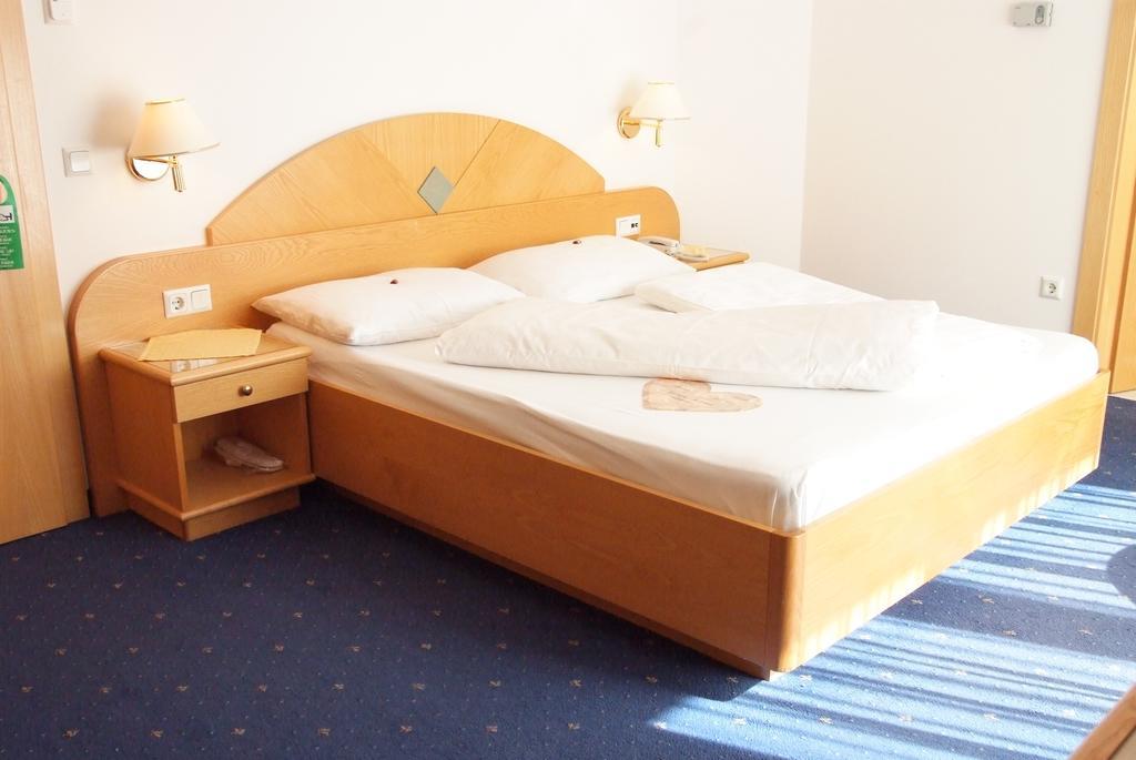 Seehotel Sparer Appiano Sulla Strada Del Vino Δωμάτιο φωτογραφία